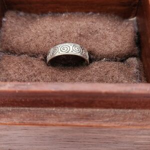 Sterling Silver Spiral Ring Size 6.5